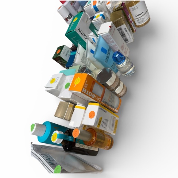 Saturday New Amazon Pallet Health, Makeup/Beauty - Picture 4 of 16